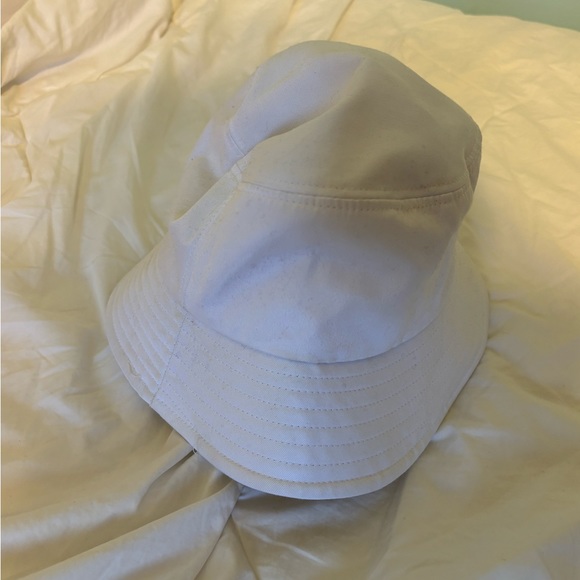 Bucket hat - Picture 1 of 1